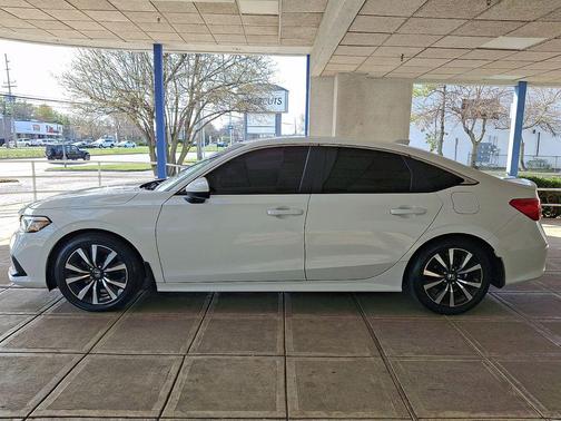 Platinum White Pearl 2024 Honda Civic EX