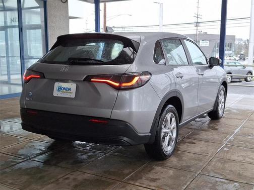 2025 Honda HR-V LX