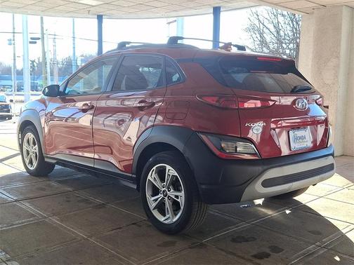 2022 Hyundai KONA SEL