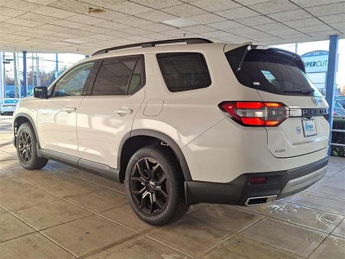 2025 Honda Pilot Touring+