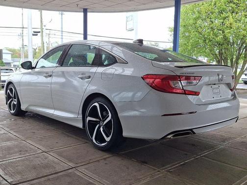White 2022 Honda Accord Sport SE