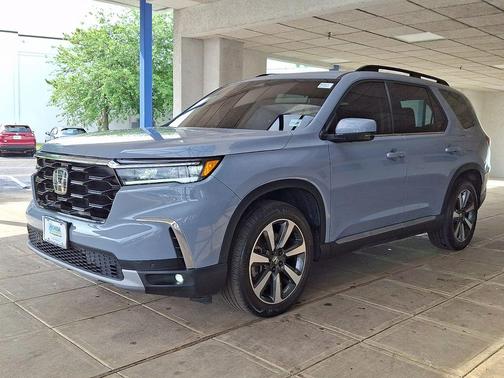 Gray 2024 Honda Pilot Touring
