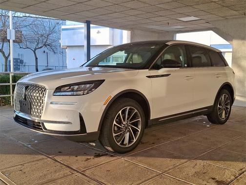 2023 Lincoln Corsair Standard