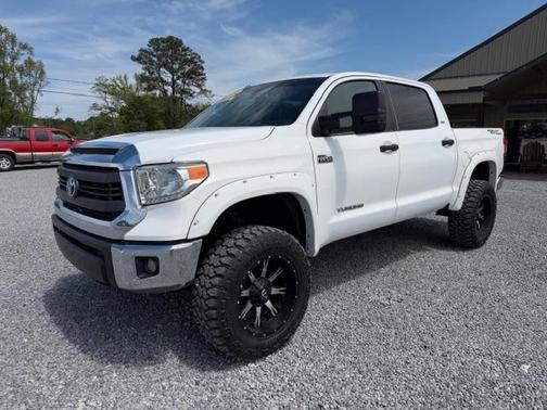 White 2014 Toyota Tundra SR5