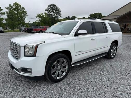 White 2016 GMC Yukon XL Denali