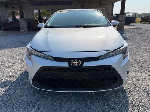 Silver 2021 Toyota Corolla LE