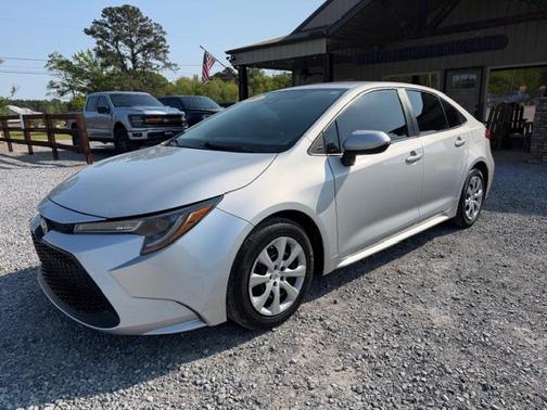 Silver 2021 Toyota Corolla LE