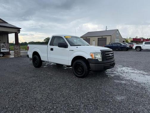 White 2011 Ford F-150 XL