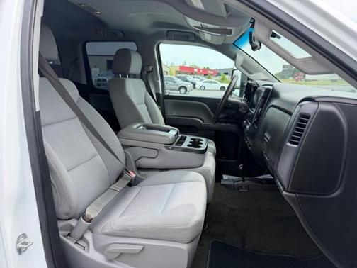White 2016 GMC Sierra 2500 Base