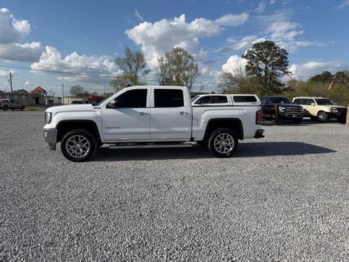 White 2018 GMC Sierra 1500 SLT