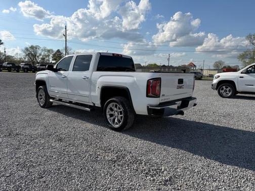 White 2018 GMC Sierra 1500 SLT