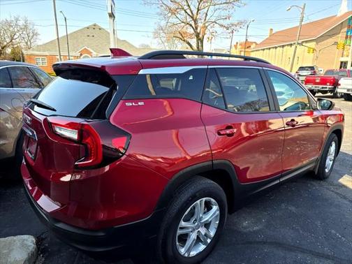 2022 GMC Terrain SLE