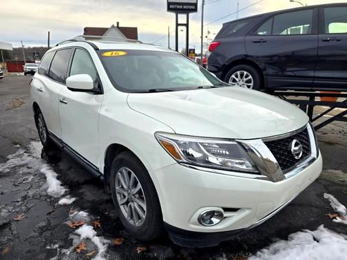2016 Nissan Pathfinder SL