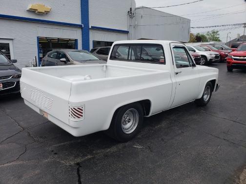 1986 Chevrolet Pickup Truck Base