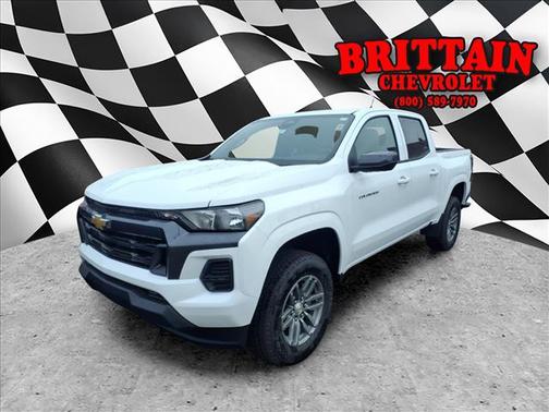 White 2026 Chevrolet Colorado LT