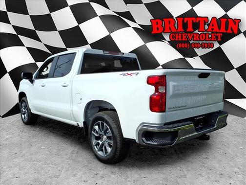 Summit White 2026 Chevrolet Silverado 1500 LT