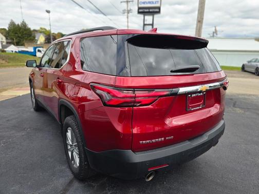 2023 Chevrolet Traverse LT Cloth