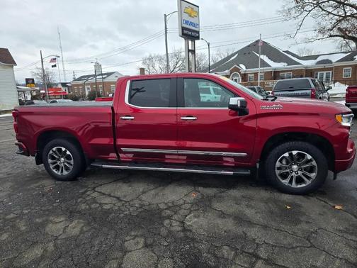 2023 Chevrolet Silverado 1500 High Country