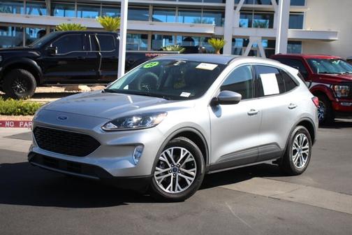 ICONIC SILVER 2022 Ford Escape SEL