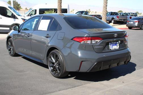 Midnight Black Metallic 2024 Toyota Corolla SE