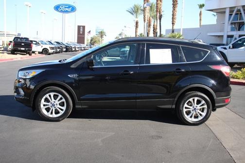 SHADOW BLACK 2017 Ford Escape SE