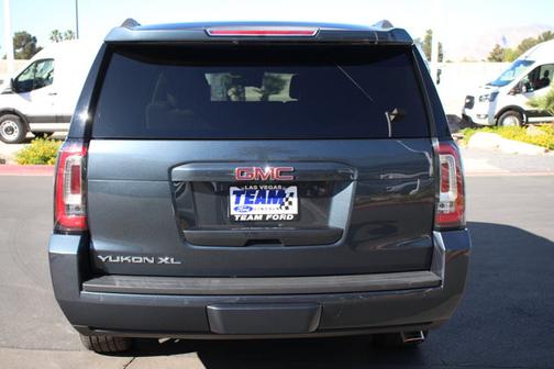 Dark Sky Metallic 2020 GMC Yukon XL SLT