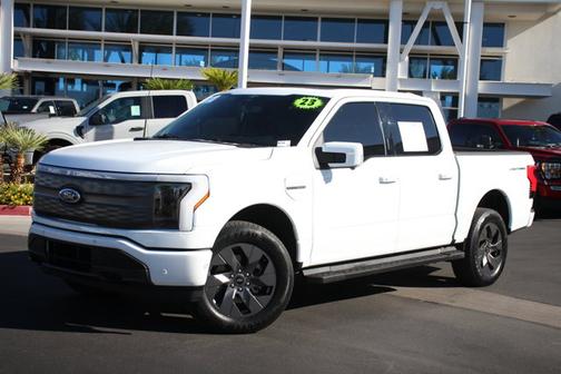 OXFORD WHITE 2023 Ford F-150 LARIAT