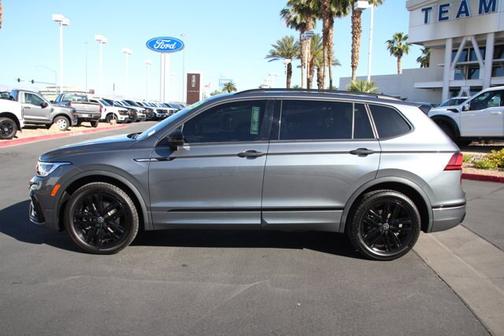 Platinum Gray Metallic 2022 Volkswagen Tiguan 2.0T SE R-LINE BLACK
