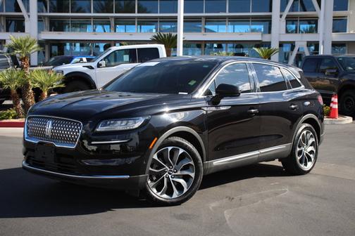 INFINITE BLACK MET CC 2023 Lincoln Nautilus RESERVE