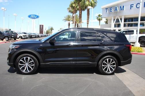 AGATE BLACK METALLIC 2025 Ford Explorer ST-LINE