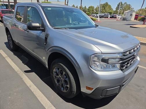 ICONIC SILVER METALLIC 2023 Ford Maverick XL