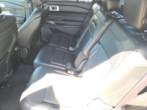 ICONIC SILVER METALLIC 2020 Ford Explorer LIMITED