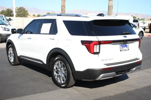 STAR WHITE MET TRI-COAT 2025 Ford Explorer PLATINUM