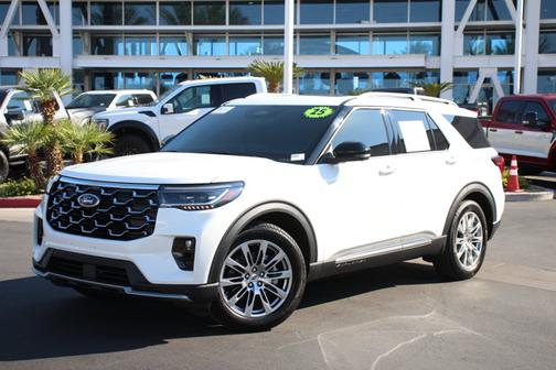 STAR WHITE MET TRI-COAT 2025 Ford Explorer PLATINUM
