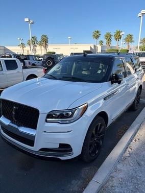 PRISTINE WHITE METALLIC 3C 2023 Lincoln Navigator BLACK LABEL