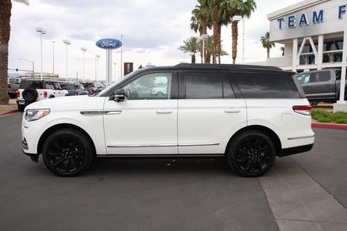 PRISTINE WHITE METALLIC 3C 2023 Lincoln Navigator BLACK LABEL