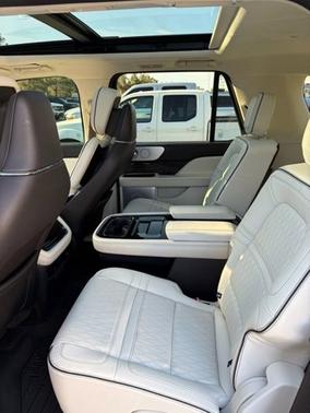 PRISTINE WHITE METALLIC 3C 2023 Lincoln Navigator BLACK LABEL