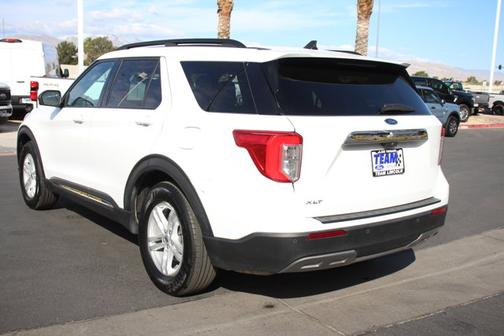 OXFORD WHITE 2023 Ford Explorer XLT