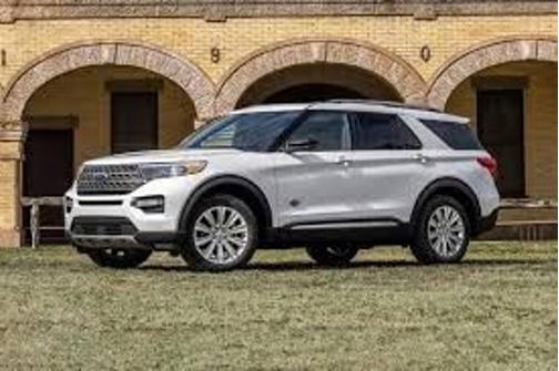 OXFORD WHITE 2023 Ford Explorer XLT