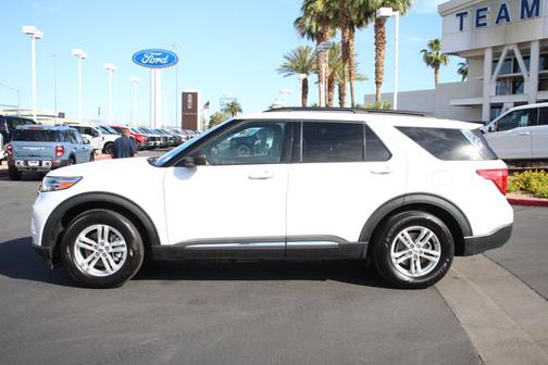OXFORD WHITE 2023 Ford Explorer XLT
