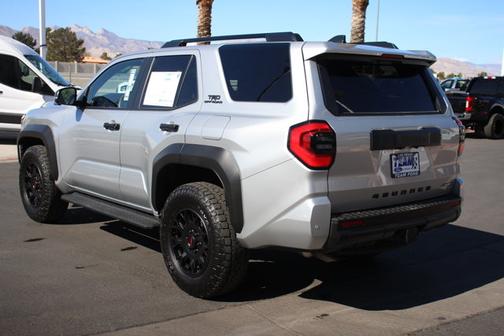 2025 Toyota 4Runner TRD OFF ROAD PREMIUM