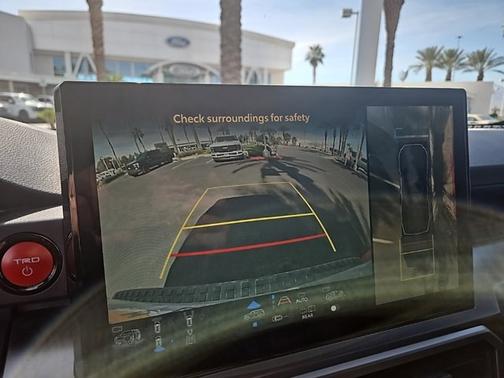 2025 Toyota 4Runner TRD OFF ROAD PREMIUM