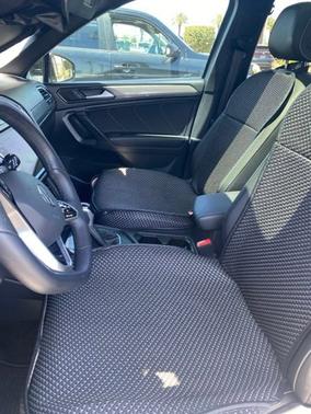 Platinum Gray Metallic 2024 Volkswagen Tiguan 2.0T SE R-LINE BLACK