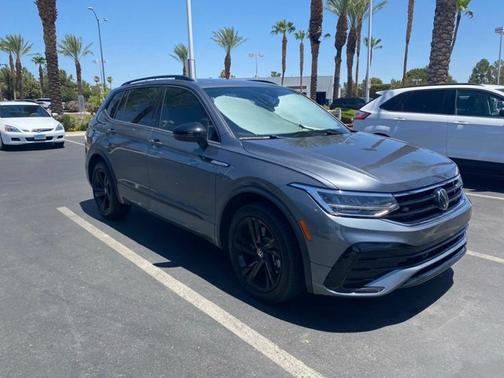 Platinum Gray Metallic 2024 Volkswagen Tiguan 2.0T SE R-LINE BLACK