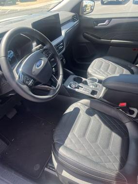 STAR WHITE METALLIC TRI-COA 2023 Ford Escape PHEV