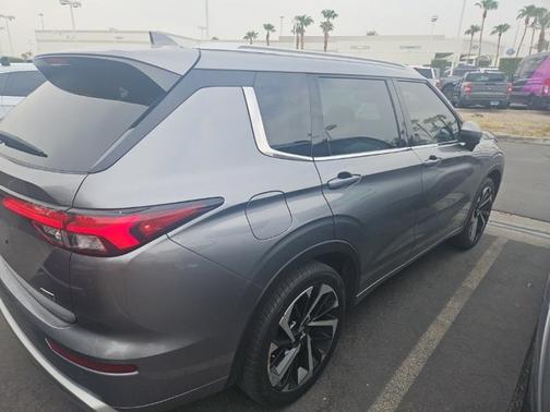 Mercury Gray Metallic 2022 Mitsubishi Outlander SEL