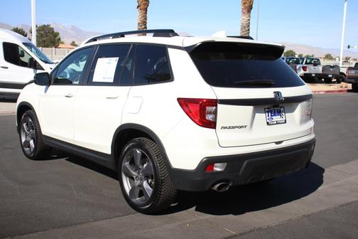 White Diamond Pearl 2019 Honda Passport TOURING