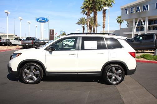 White Diamond Pearl 2019 Honda Passport TOURING