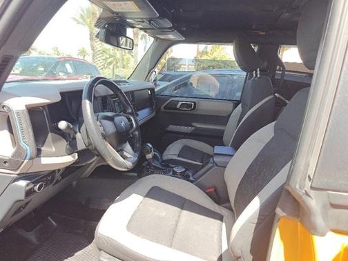 CYBER ORANGE MET TRI-COAT 2022 Ford Bronco WILDTRAK