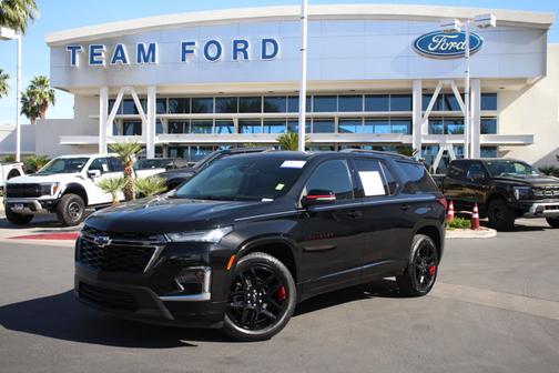 Mosaic Black Metallic 2023 Chevrolet Traverse PREMIER